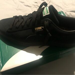 Men’s Puma shoes